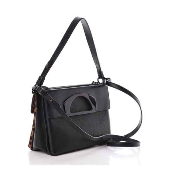 ❌SOLD❌Christian Louboutin Passage Handbag - Picture 5 of 9